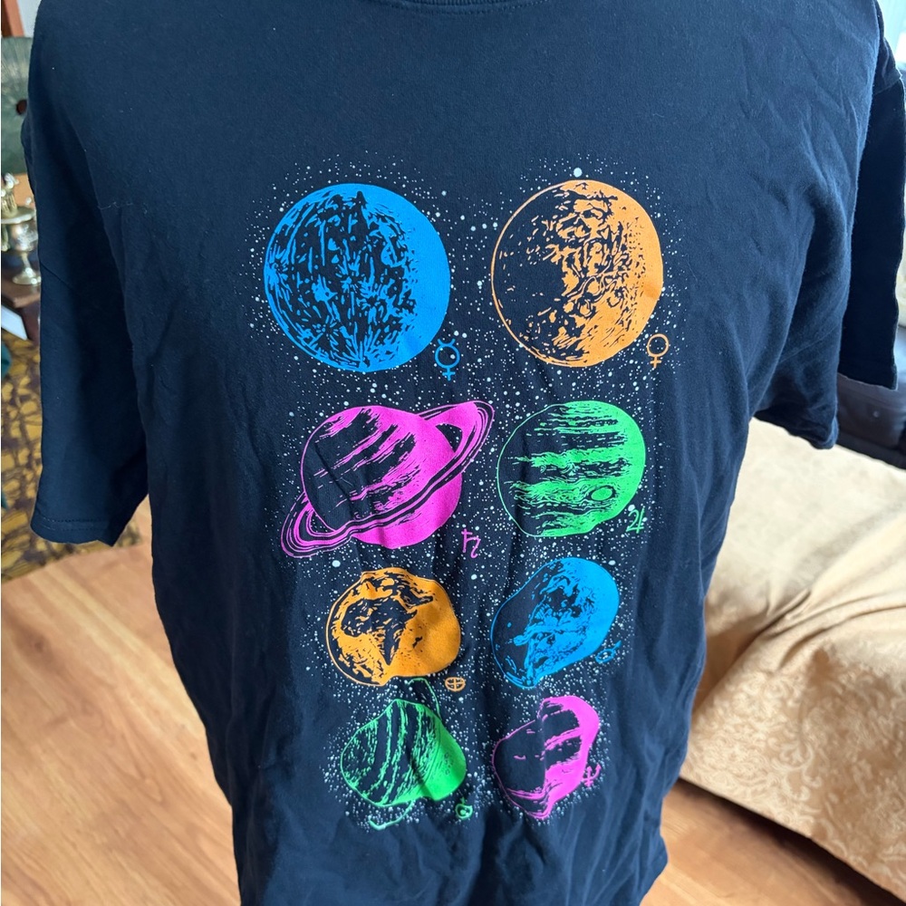 Mens Planet Graphic T-Shirt - Black